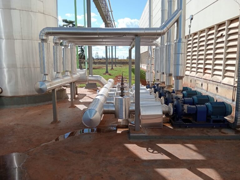 Tanque com isolamento térmico industrial